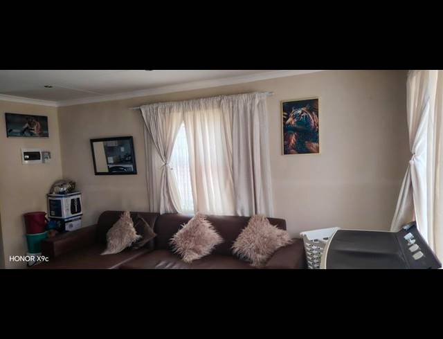 3 BEDROOM HOUSE FOR SALE IN MINDALORE